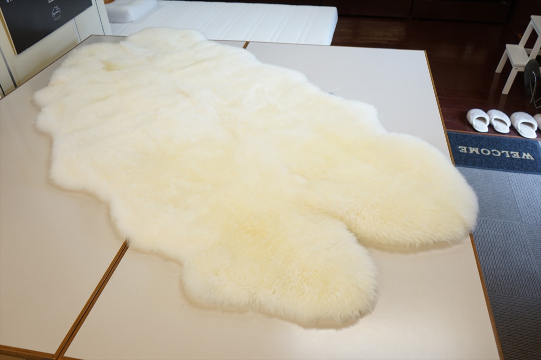 ムートンフリースラグ55ｍｍ4匹物ホワイト①