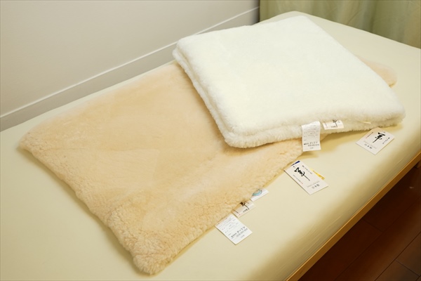 高品質のベビー用ムートンシーツ毛長28㎜①